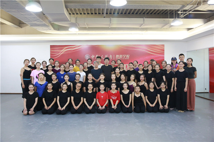 中影人藝念舞蹈藝考2019屆首期結課匯報完美落幕！【昌平校區(qū)】